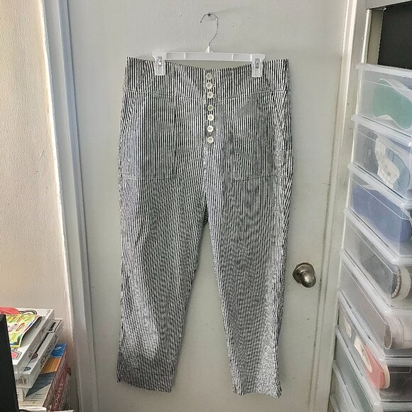 Women GAP Capri Style Striped Pants - Size 16 Tall - Picture 1 of 8
